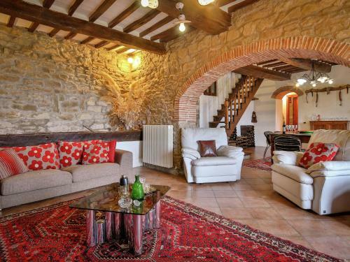 Idyllic Villa In Cortona With Swimming Pool