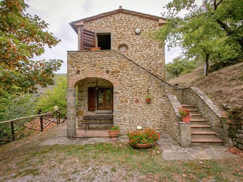 Idyllic Villa In Cortona With Swimming Pool