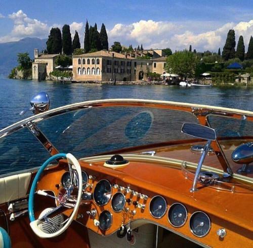 Historical Villa Gina With Magic Lake View