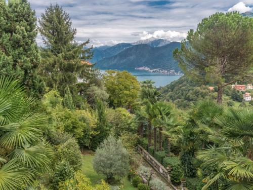 Historical Villa Gina With Magic Lake View