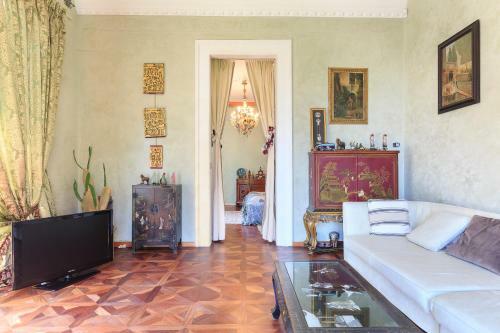 Historical Villa Gina With Magic Lake View