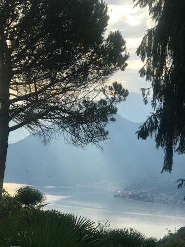 Historical Villa Gina With Magic Lake View