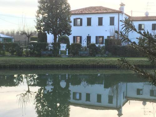 Bed & Breakfast Dimora Naviglio