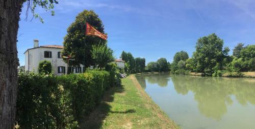 Bed & Breakfast Dimora Naviglio