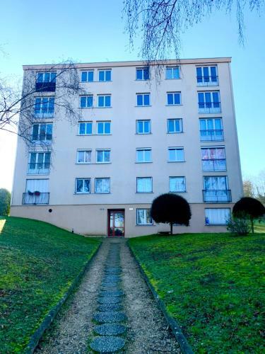 Apartamento Appartement 63 M� Proche Gare Tgv Et Rer