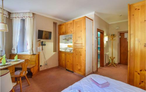 Awesome Apartment In Dobbiaco With Sauna