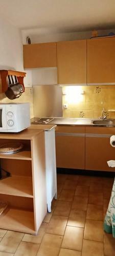Apartamento Beau Studio Dans R�sidence Priv�e, Piscine, Mer