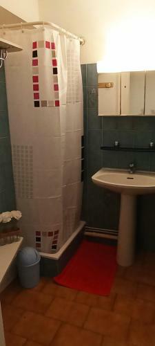 Apartamento Beau Studio Dans R�sidence Priv�e, Piscine, Mer