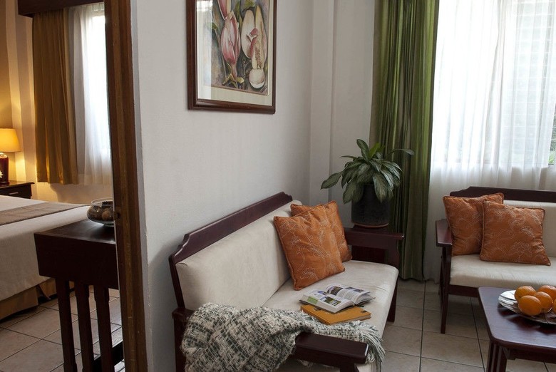 Aparthotel La Sabana