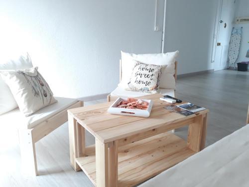Apartament Via De L'imperi Rom�