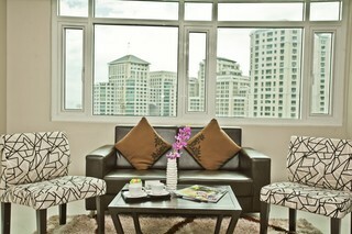 Aparthotel The Exchange Regency Residence Hotel