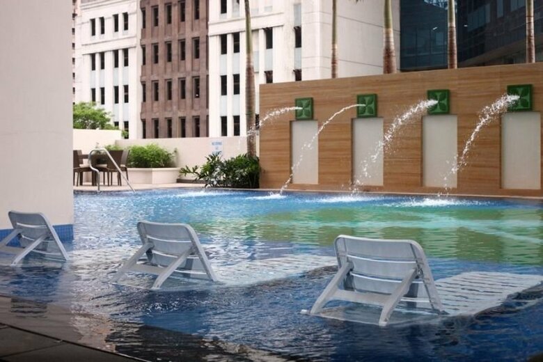 Aparthotel The Exchange Regency Residence Hotel
