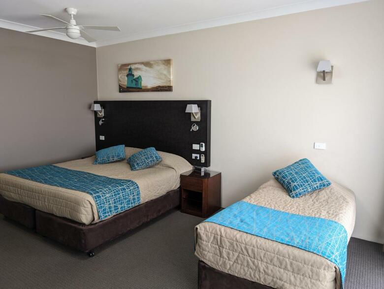 Australian Homestead Motor Lodge