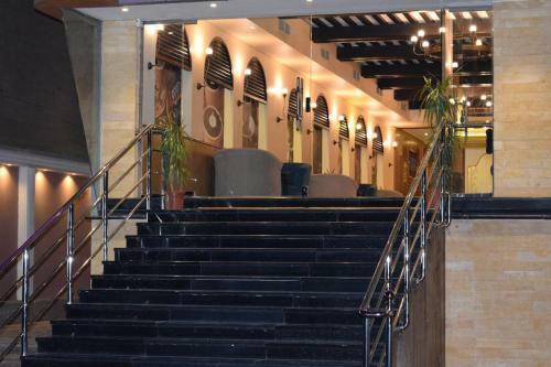 Al Mishkah Apartment