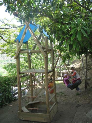 Bungalow Camping Trev�lez