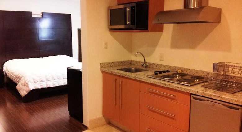 Aparthotel Suites Masliah