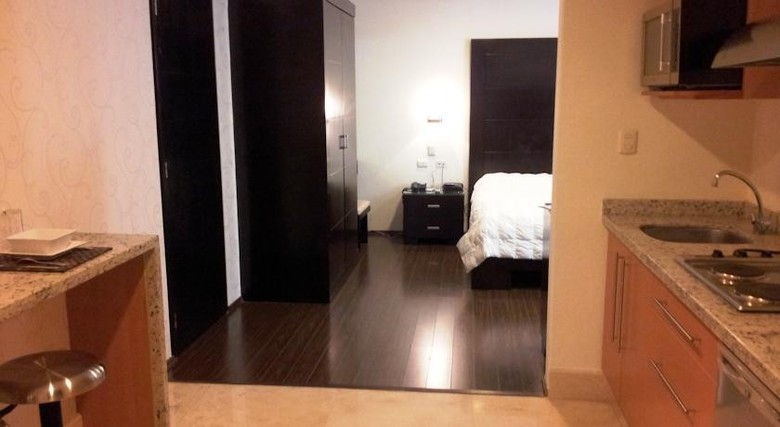 Aparthotel Suites Masliah