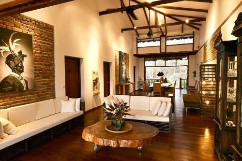 Bed & Breakfast Lakeview Lodge Ngapali