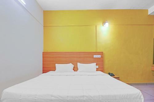 Hotel Oyo 88267 Diamond Inn