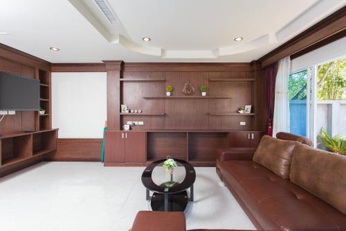 Baan Intira Pool Villa