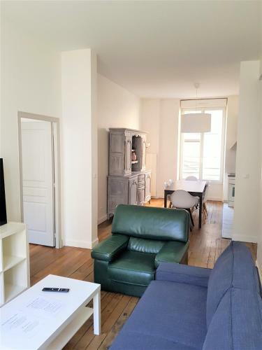 Apartamento Suite Cours Langlet - Vue Sur La Place Lobet - 1c