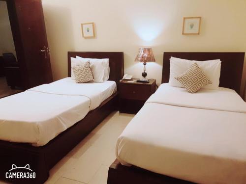 Hostal Hz Green Line Motel