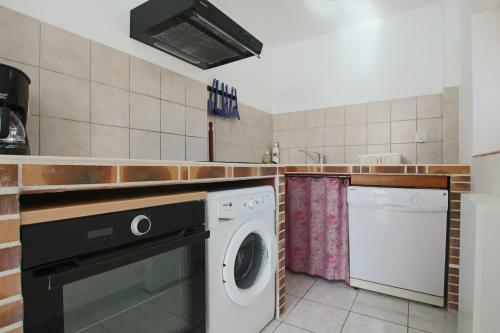 Les 3�les