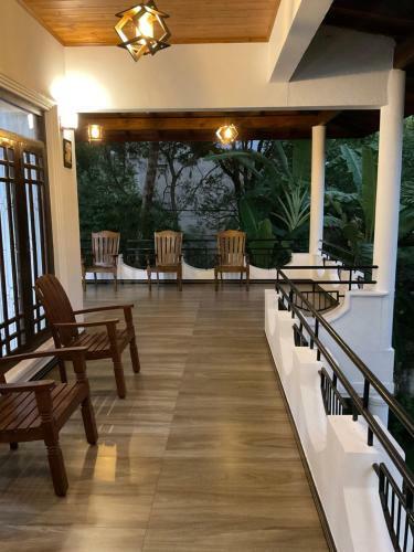 Platinum Holiday Home
