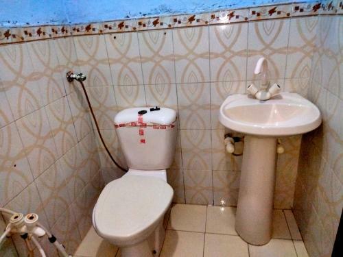 Hostal Furnished Rooms