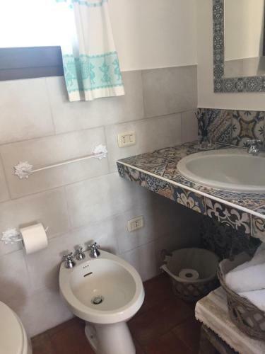 Bed & Breakfast Domo De Enas