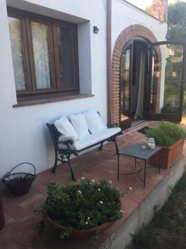 Bed & Breakfast Domo De Enas