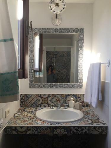 Bed & Breakfast Domo De Enas