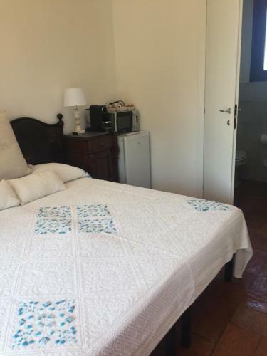 Bed & Breakfast Domo De Enas