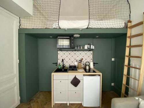Apartamento Joli Studio Avec Mezzanine