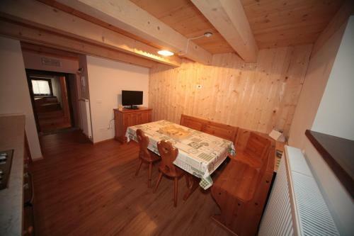 Apartamento Albergo Diffuso Valcellina E Val Vajont In Erto