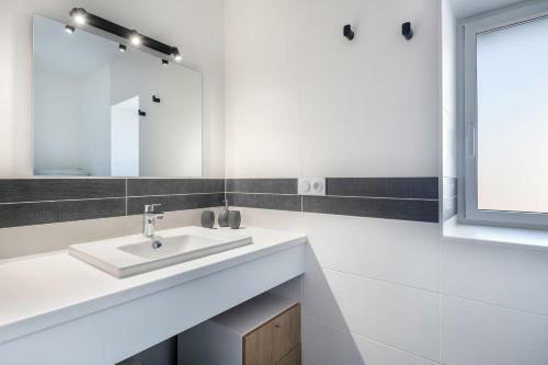 Grande Maison Pour 8 A St Armel