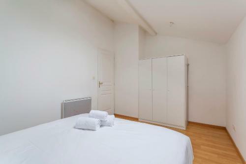 Maison Saint Bonnet De M�re Proche De L'eurexpo