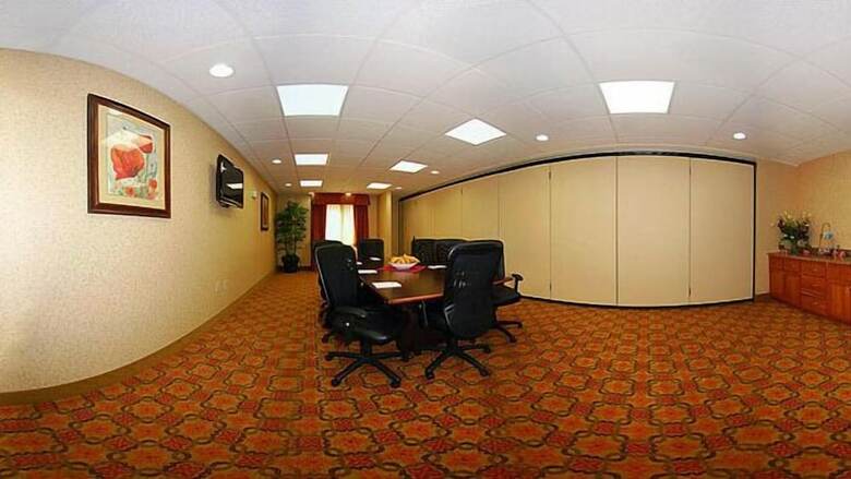 Hotel Comfort Suites Eugene