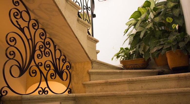Los Pilares Hotel