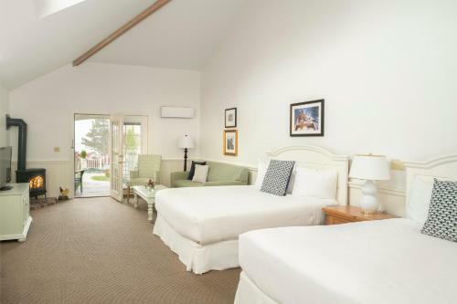 Hotel Spruce Point Inn Resort And Spa