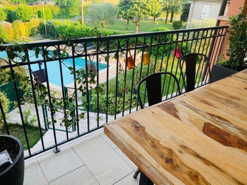 Charming Attic Apartment With Spacious Balcony & Swimming Pool