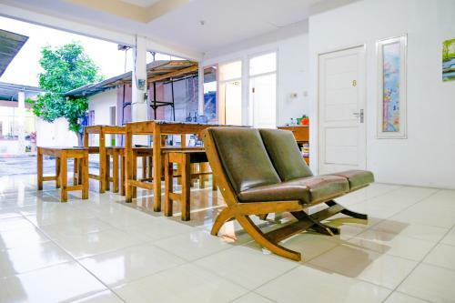 Hotel Spot On 2417 Melati Residence
