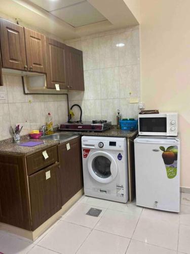 Apartamento Entire Studio Flat In Sharjah.