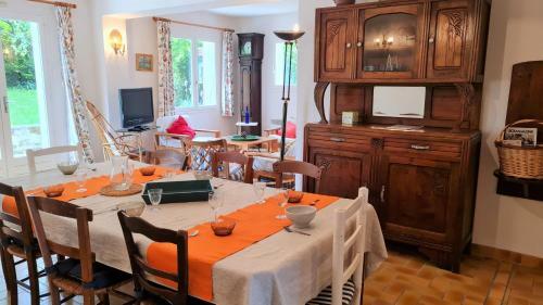 Villa Saint Georges De Didonne - Maison Avec Jardin Clos - Proche Commerces