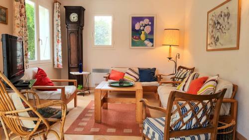 Villa Saint Georges De Didonne - Maison Avec Jardin Clos - Proche Commerces