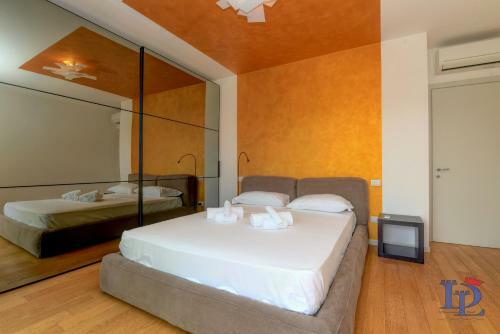 Apartamento Desenzanoloft Oscar Luxury Suite