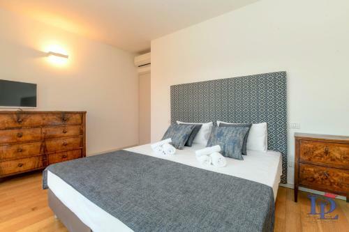 Apartamento Desenzanoloft Oscar Luxury Suite
