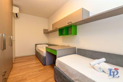 Apartamento Desenzanoloft Oscar Luxury Suite