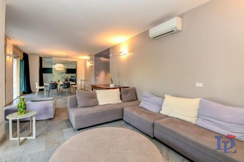 Apartamento Desenzanoloft Oscar Luxury Suite