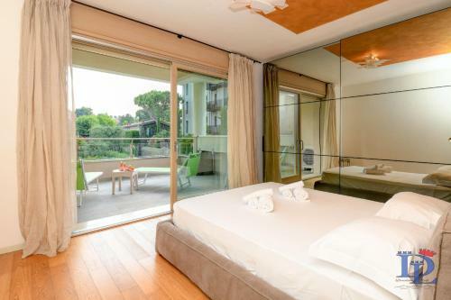 Apartamento Desenzanoloft Oscar Luxury Suite